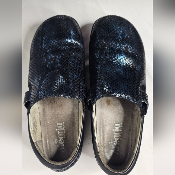 Alegria Black & Blue Leather Snakeskin Print Slip-On Clogs Size 39 = US 9 - Picture 7 of 9